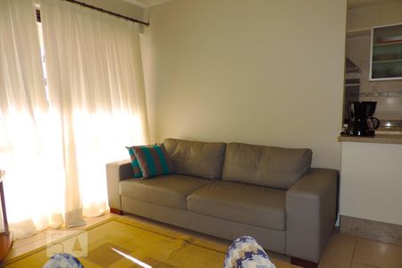 Sala de apartamento para alugar com 3 quartos, 90m² em Pantanal, Florianópolis