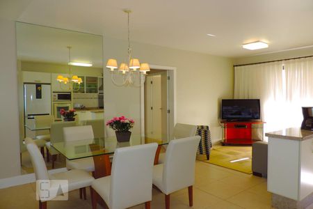 Sala de apartamento para alugar com 3 quartos, 90m² em Pantanal, Florianópolis
