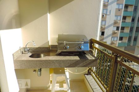 Sala - Sacada de apartamento para alugar com 3 quartos, 90m² em Pantanal, Florianópolis