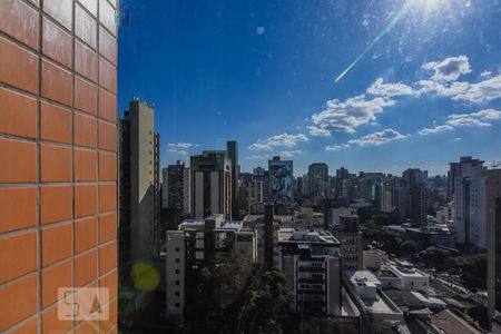 Apartamento à venda com 200m², 3 quartos e 3 vagas Apartamento à venda com 200m², 3 quartos e 3 vagasVista Quarto 1 Suíte