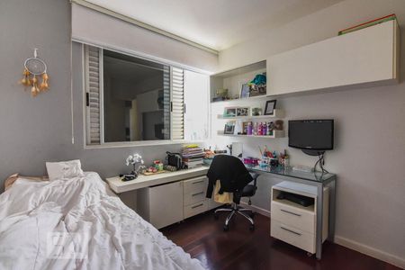 Apartamento à venda com 200m², 3 quartos e 3 vagas Apartamento à venda com 200m², 3 quartos e 3 vagasQuarto 2