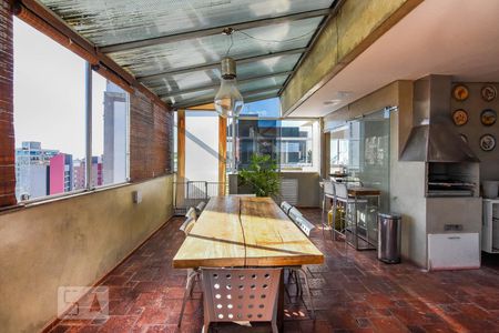 Apartamento à venda com 200m², 3 quartos e 3 vagas Apartamento à venda com 200m², 3 quartos e 3 vagasEspaço Gourmet Cobertura