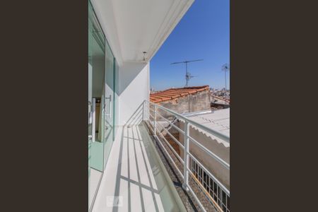 Casa à venda com 400m², 3 quartos e 3 vagas Casa à venda com 400m², 3 quartos e 3 vagasSacada