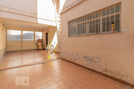 Casa à venda com 400m², 3 quartos e 3 vagas Casa à venda com 400m², 3 quartos e 3 vagasGaragem