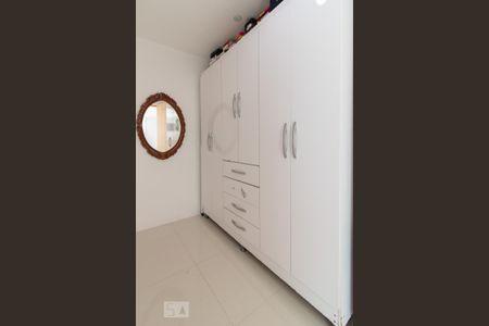 Casa à venda com 400m², 3 quartos e 3 vagas Casa à venda com 400m², 3 quartos e 3 vagasCloset da Suíte