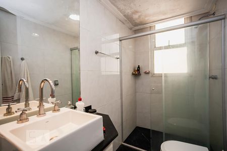 Apartamento à venda com 160m², 4 quartos e 2 vagas Apartamento à venda com 160m², 4 quartos e 2 vagasBanheiro