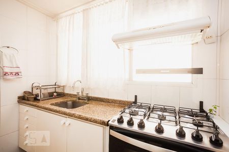 Apartamento à venda com 160m², 4 quartos e 2 vagas Apartamento à venda com 160m², 4 quartos e 2 vagasCozinha