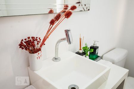 Apartamento à venda com 160m², 4 quartos e 2 vagas Apartamento à venda com 160m², 4 quartos e 2 vagasLavabo