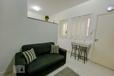 Sala e Cozinha de apartamento para alugar com 1 quarto, 25m² em Mooca, São Paulo