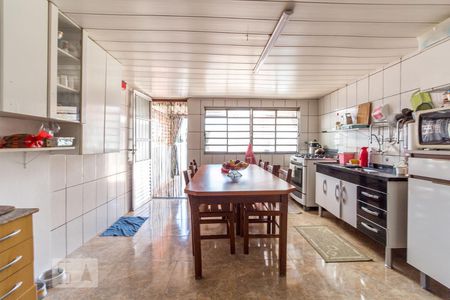 Casa à venda com 158m², 8 quartos e 2 vagas Casa à venda com 158m², 8 quartos e 2 vagasCasa 2 | Cozinha