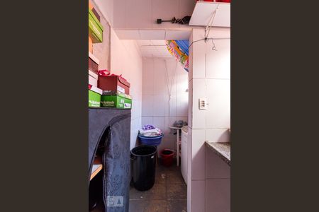 Casa à venda com 158m², 8 quartos e 2 vagas Casa à venda com 158m², 8 quartos e 2 vagasCasa 1 | Área de Serviço