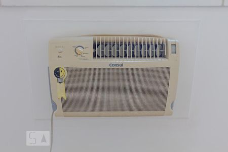 Detalhe do Quarto - Ar condicionado de apartamento para alugar com 1 quarto, 50m² em Copacabana, Rio de Janeiro