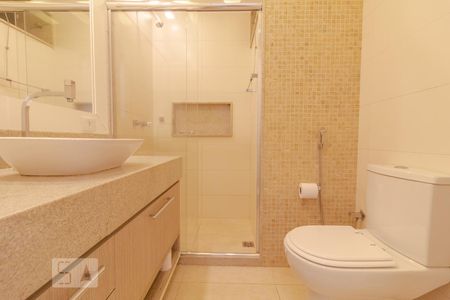 Banheiro de apartamento para alugar com 1 quarto, 50m² em Copacabana, Rio de Janeiro