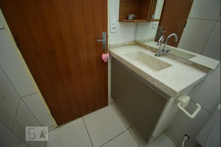 Apartamento para alugar com 40m², 2 quartos e sem vagaBanheiro