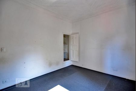 Casa à venda com 120m², 3 quartos e 2 vagasQuarto