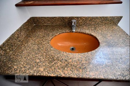 Casa à venda com 120m², 3 quartos e 2 vagasPia