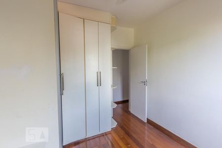 Apartamento à venda com 81m², 3 quartos e 2 vagasQuarto 1