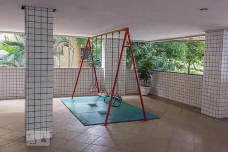 Apartamento à venda com 81m², 3 quartos e 2 vagasÁrea Comum - Playground