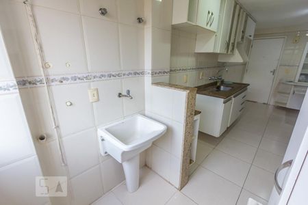 Apartamento à venda com 81m², 3 quartos e 2 vagasÁrea de Serviço