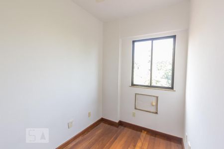 Apartamento à venda com 81m², 3 quartos e 2 vagasQuarto 2