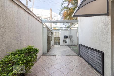 Casa de condomínio à venda com 192m², 3 quartos e 2 vagas Casa de condomínio à venda com 192m², 3 quartos e 2 vagasEntrada
