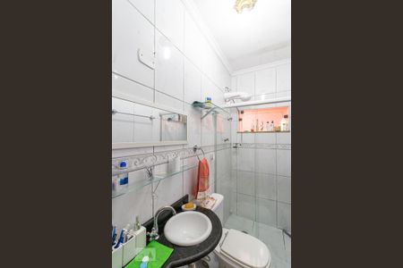 Casa de condomínio à venda com 192m², 3 quartos e 2 vagas Casa de condomínio à venda com 192m², 3 quartos e 2 vagasBanheiro da Suíte