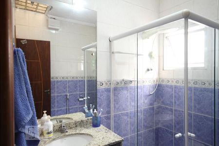 Casa à venda com 150m², 3 quartos e 1 vagaBanheiro