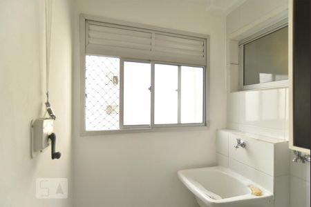 Apartamento à venda com 65m², 3 quartos e 1 vagaÁrea de serviço