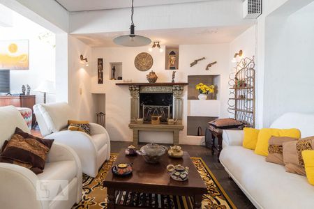 Casa à venda com 489m², 5 quartos e 6 vagas Casa à venda com 489m², 5 quartos e 6 vagasSala 2