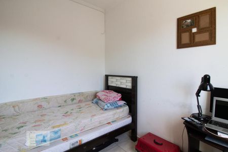 Casa à venda com 200m², 3 quartos e 2 vagas Casa à venda com 200m², 3 quartos e 2 vagasQuarto 2