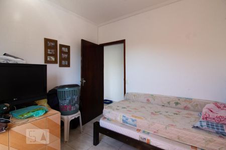 Casa à venda com 200m², 3 quartos e 2 vagas Casa à venda com 200m², 3 quartos e 2 vagasQuarto 2