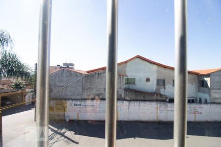 Casa à venda com 200m², 3 quartos e 2 vagas Casa à venda com 200m², 3 quartos e 2 vagasVista do Quarto 2