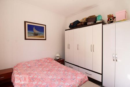 Casa à venda com 200m², 3 quartos e 2 vagas Casa à venda com 200m², 3 quartos e 2 vagasQuarto 3