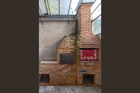 Casa à venda com 110m², 3 quartos e 2 vagas Casa à venda com 110m², 3 quartos e 2 vagasÁrea Gourmet  -Churrasqueira
