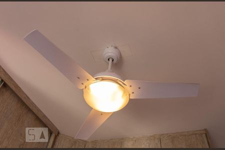Casa à venda com 110m², 3 quartos e 2 vagas Casa à venda com 110m², 3 quartos e 2 vagasDetalhe - Suíte
