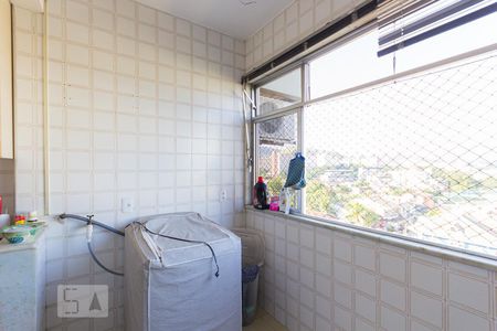 Apartamento à venda com 184m², 3 quartos e 2 vagas Apartamento à venda com 184m², 3 quartos e 2 vagasÁrea de Serviço