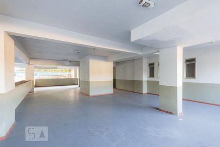 Apartamento à venda com 184m², 3 quartos e 2 vagas Apartamento à venda com 184m², 3 quartos e 2 vagasPlayground