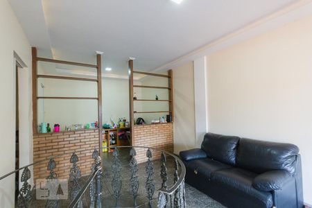 Apartamento à venda com 184m², 3 quartos e 2 vagas Apartamento à venda com 184m², 3 quartos e 2 vagasCobertura