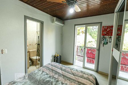 Casa de condomínio à venda com 150m², 3 quartos e 1 vagaSuíte