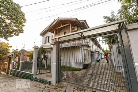 Casa de condomínio à venda com 150m², 3 quartos e 1 vagaFachada
