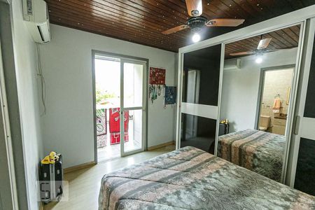 Casa de condomínio à venda com 150m², 3 quartos e 1 vagaSuíte