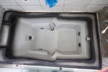 Casa à venda com 350m², 5 quartos e 4 vagas Casa à venda com 350m², 5 quartos e 4 vagasBanheiro da suite - Quarto 3