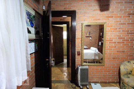 Casa à venda com 350m², 5 quartos e 4 vagas Casa à venda com 350m², 5 quartos e 4 vagasQuarto 1