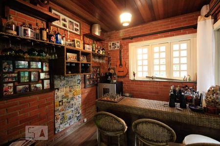 Casa à venda com 350m², 5 quartos e 4 vagas Casa à venda com 350m², 5 quartos e 4 vagasBarzinho