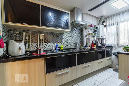 Apartamento à venda com 180m², 3 quartos e 1 vaga Apartamento à venda com 180m², 3 quartos e 1 vagaCozinha