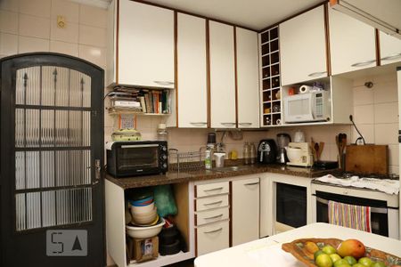 Casa à venda com 200m², 4 quartos e 2 vagasCozinha