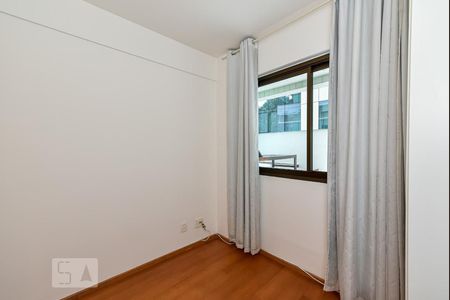 Quarto 1 de apartamento para alugar com 2 quartos, 123m² em Jardim Botânico, Rio de Janeiro