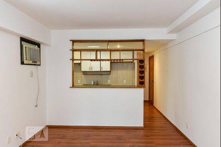 Sala de apartamento para alugar com 2 quartos, 123m² em Jardim Botânico, Rio de Janeiro