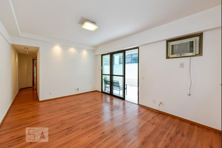 Sala de apartamento para alugar com 2 quartos, 123m² em Jardim Botânico, Rio de Janeiro