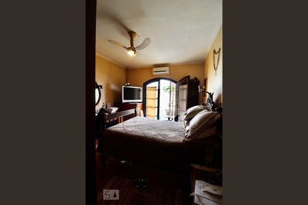 Casa à venda com 120m², 4 quartos e 2 vagas Casa à venda com 120m², 4 quartos e 2 vagasSuíte 1